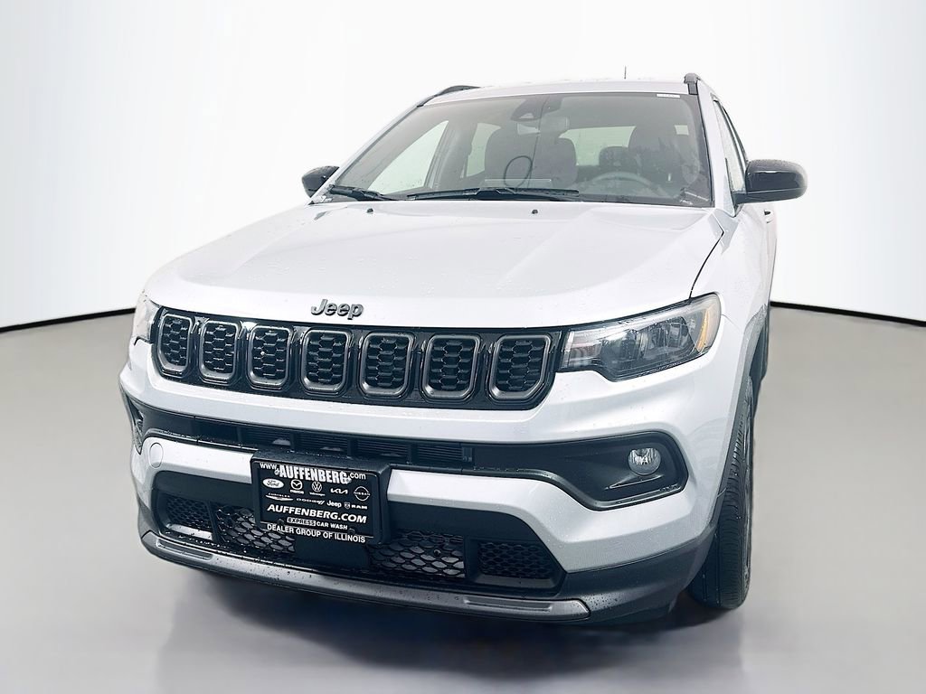 New 2026 Jeep Compass Latitude image 3