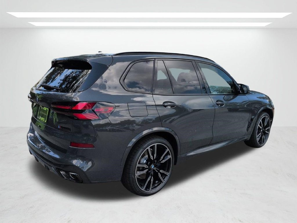 New 2026 BMW X5 M60i w/ Climate Comfort Package AWD/4WD image 4