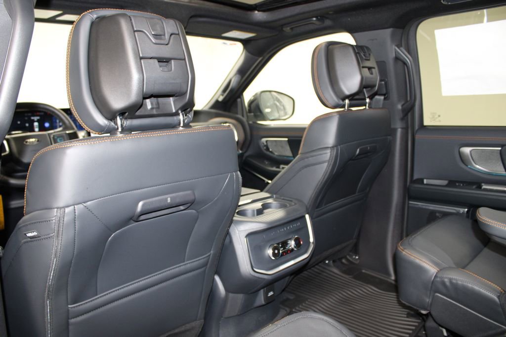 New 2026 Ford Expedition Tremor image 28