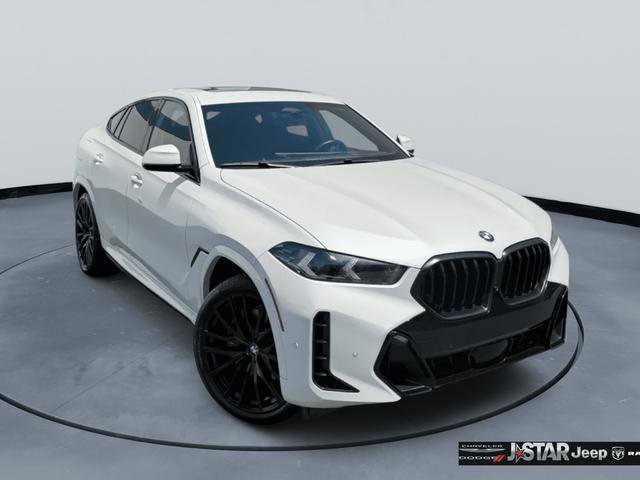 Used 2024 BMW X6 xDrive40i w/ Premium Package AWD/4WD image 3