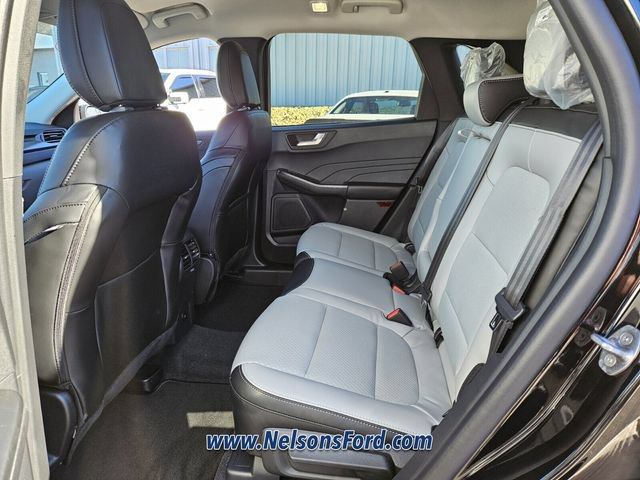 New 2026 Ford Escape SE FWD image 7