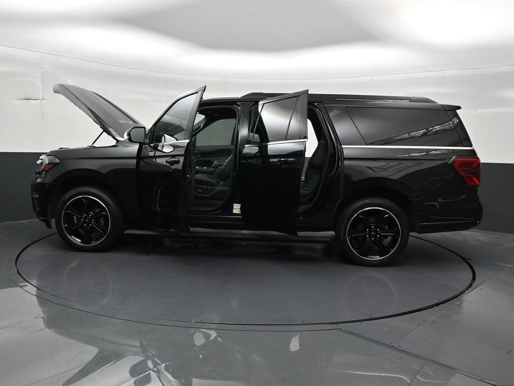 Used 2024 Ford Expedition Max Limited AWD/4WD image 35