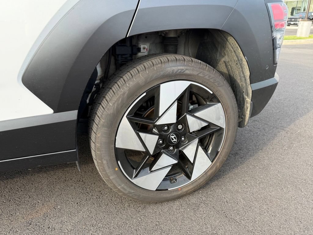 Certified 2024 Hyundai Kona Limited AWD/4WD image 31
