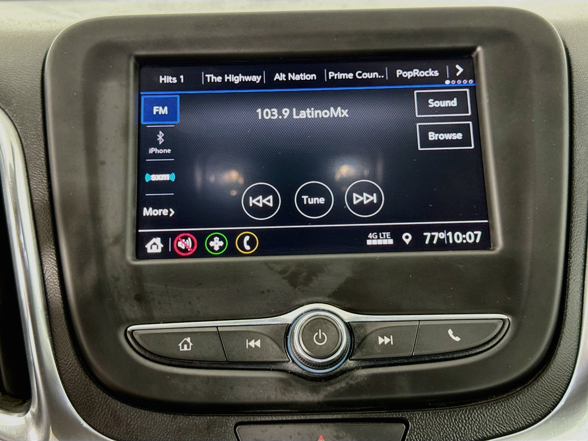 Used 2021 Chevrolet Equinox LT FWD image 16