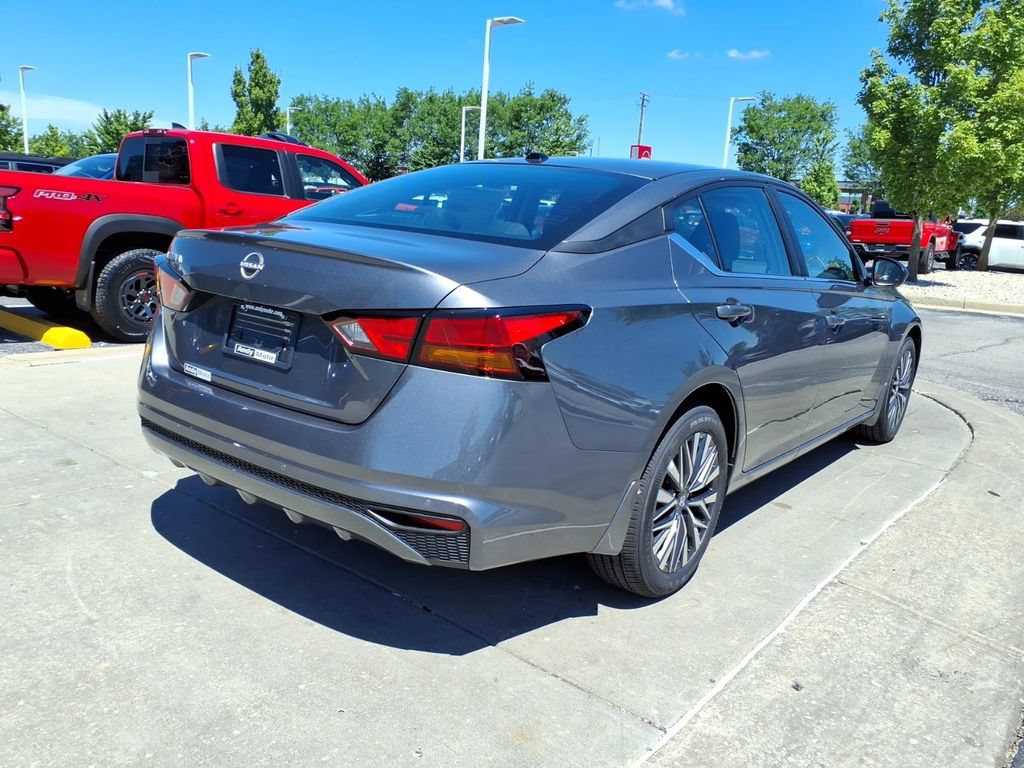 New 2026 Nissan Altima 2.5 SV FWD image 8