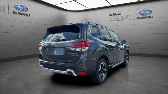 Used 2024 Subaru Forester Touring AWD/4WD image 5