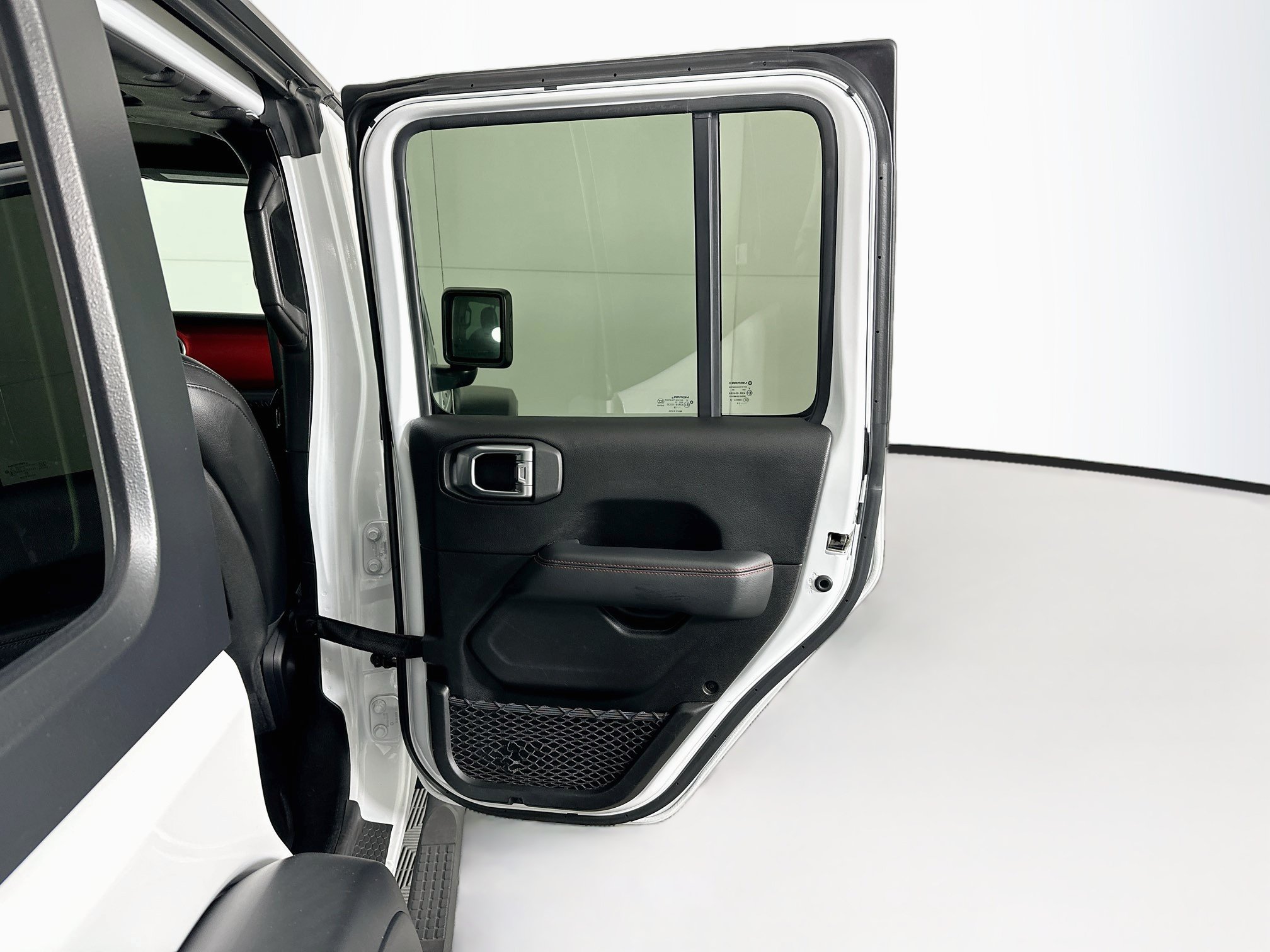Used 2019 Jeep Wrangler Unlimited Rubicon AWD/4WD image 31