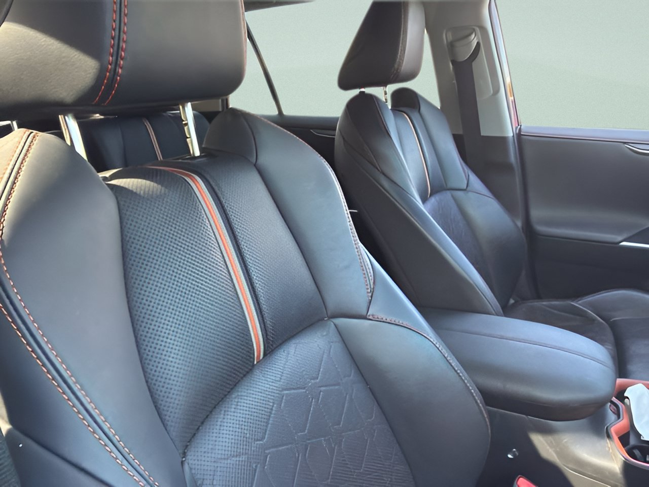 Used 2019 Toyota RAV4 Adventure w/ Cold Weather Package AWD/4WD image 8