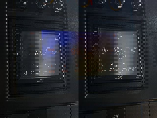 Used 2017 Chevrolet Express 3500 image 21