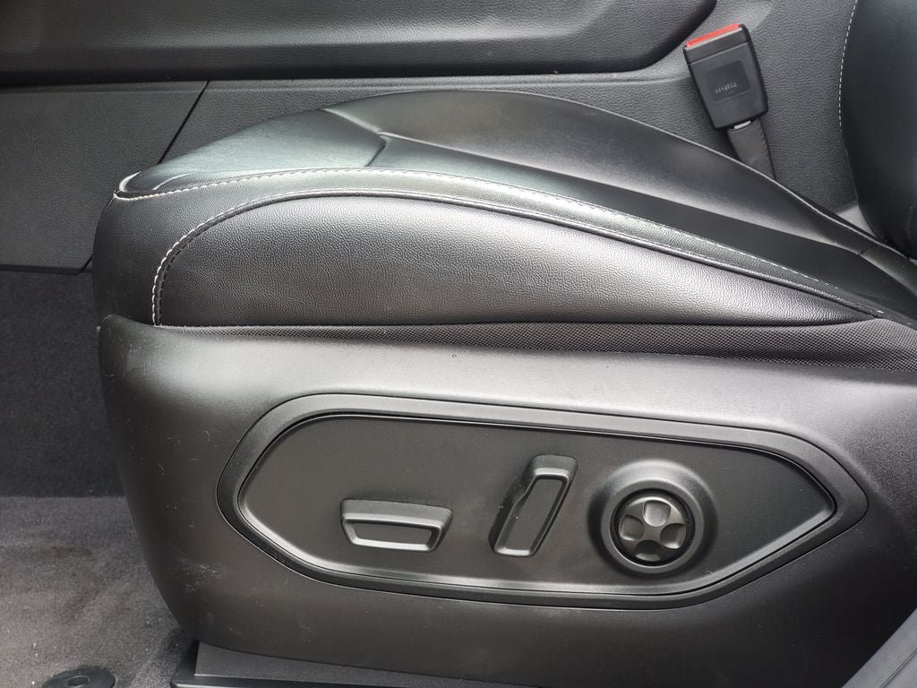 Used 2026 Jeep Grand Cherokee Limited AWD/4WD image 6