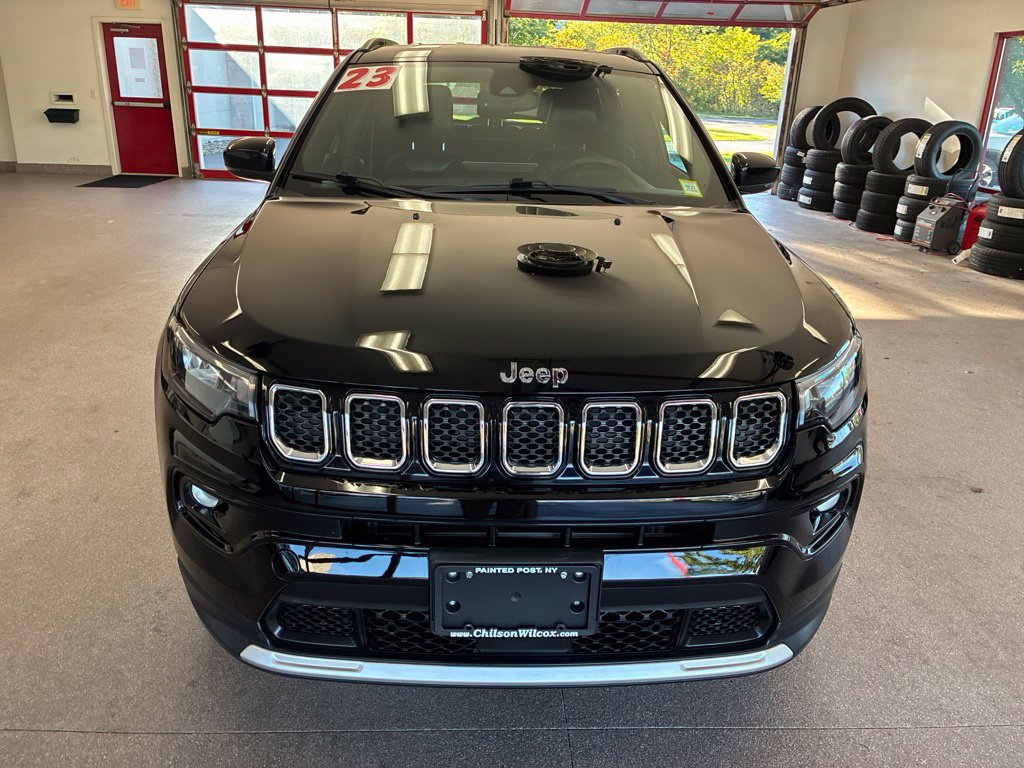Certified 2023 Jeep Compass Limited AWD/4WD image 2