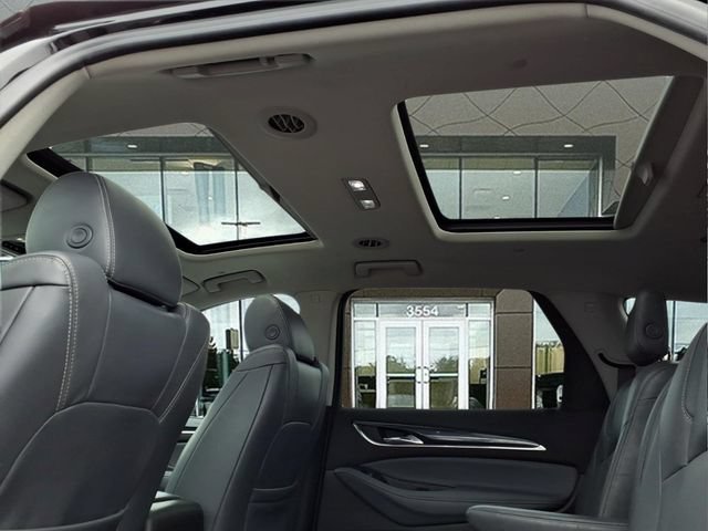 Used 2018 Buick Enclave Premium AWD/4WD image 18