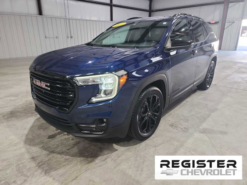 Used 2022 GMC Terrain SLT w/ Tech Package