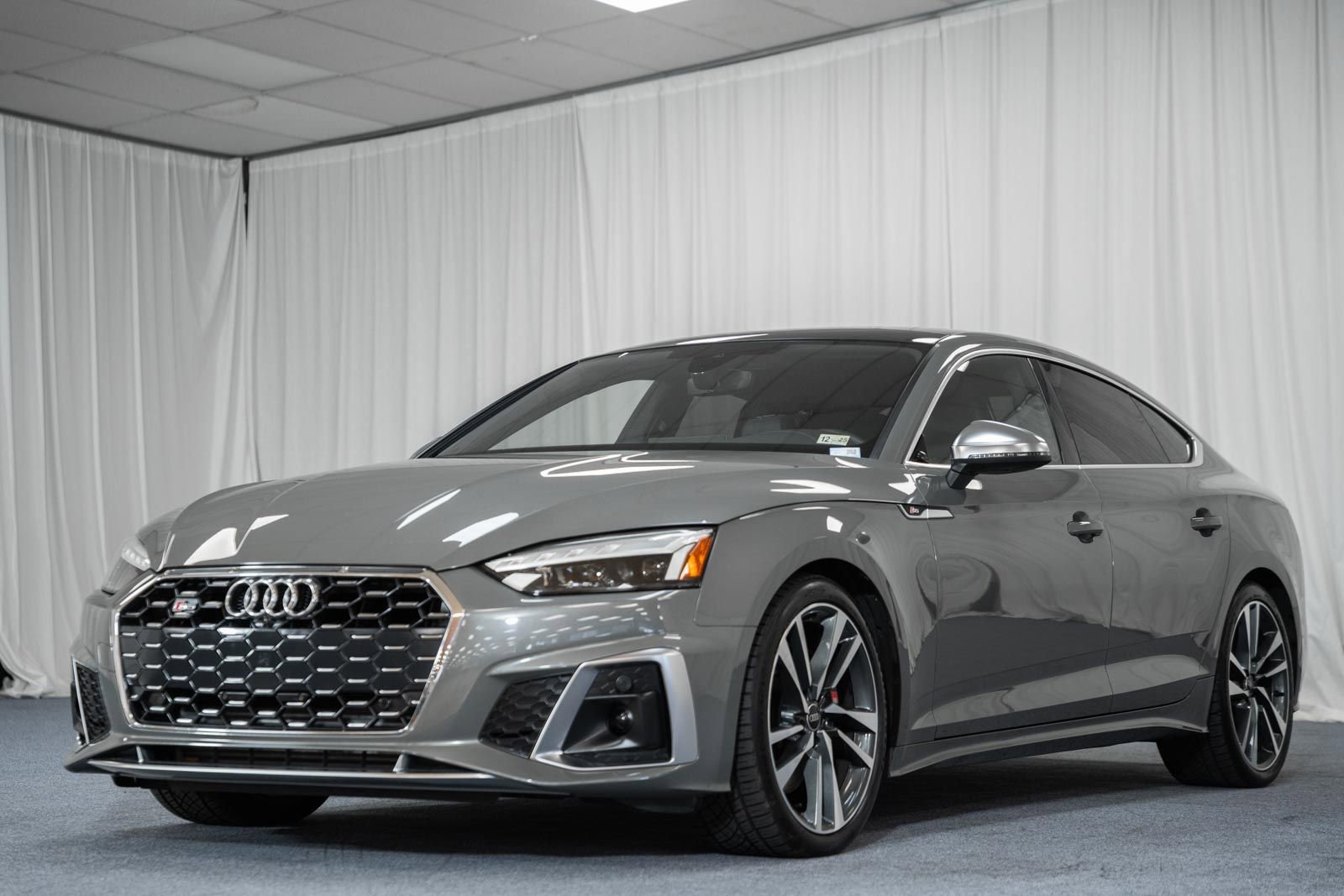 Used 2024 Audi S5 Premium Plus w/ Premium Plus Package image 3