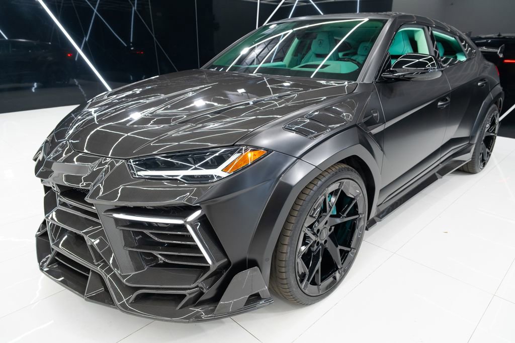Used 2024 Lamborghini Urus S AWD/4WD image 11