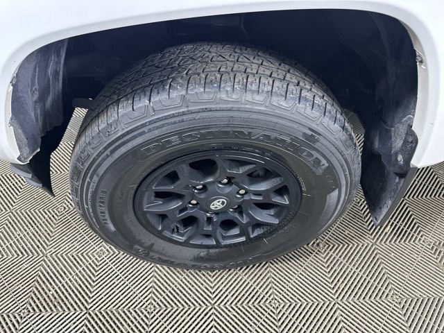 Used 2021 Toyota Tacoma SR5 image 10