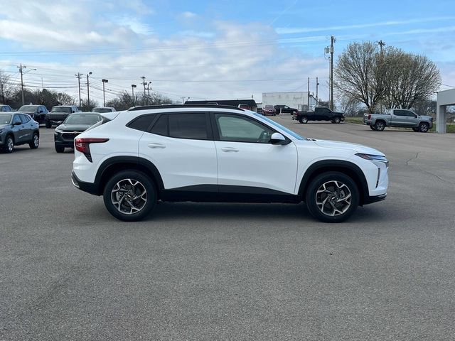 New 2026 Chevrolet Trax LT w/ Driver Confidence Package image 3