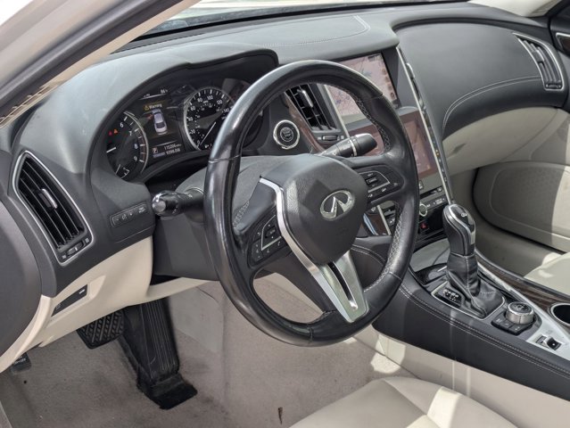Used 2018 INFINITI Q50 Luxe w/ Essential Package (3.0T Luxe) RWD image 10