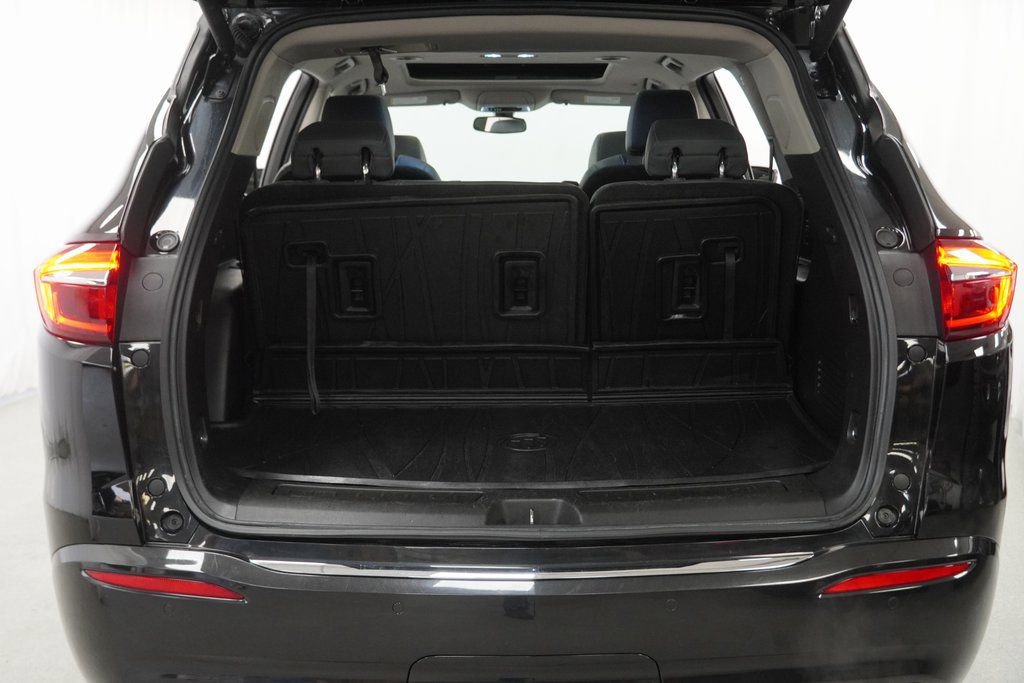 Used 2021 Buick Enclave Essence w/ Sport Touring Edition image 41