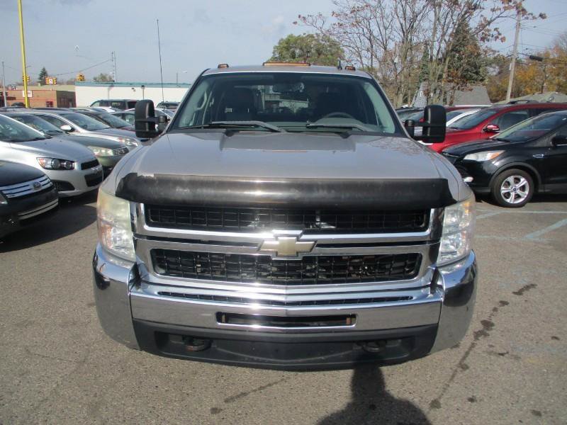 Used 2007 Chevrolet Silverado 2500 W/T AWD/4WD image 3