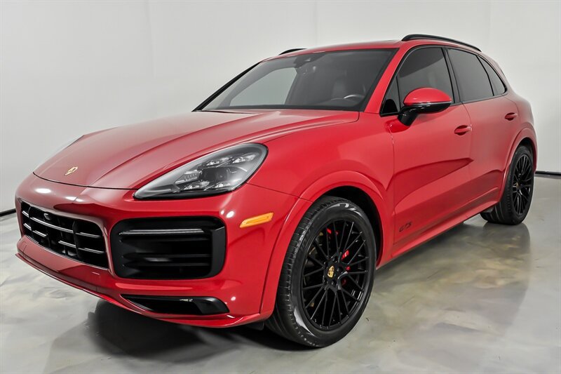 Used 2023 Porsche Cayenne GTS AWD/4WD image 5