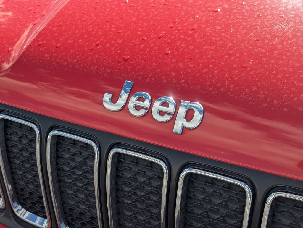 Used 2019 Jeep Renegade Sport w/ Sport Appearance Group image 11