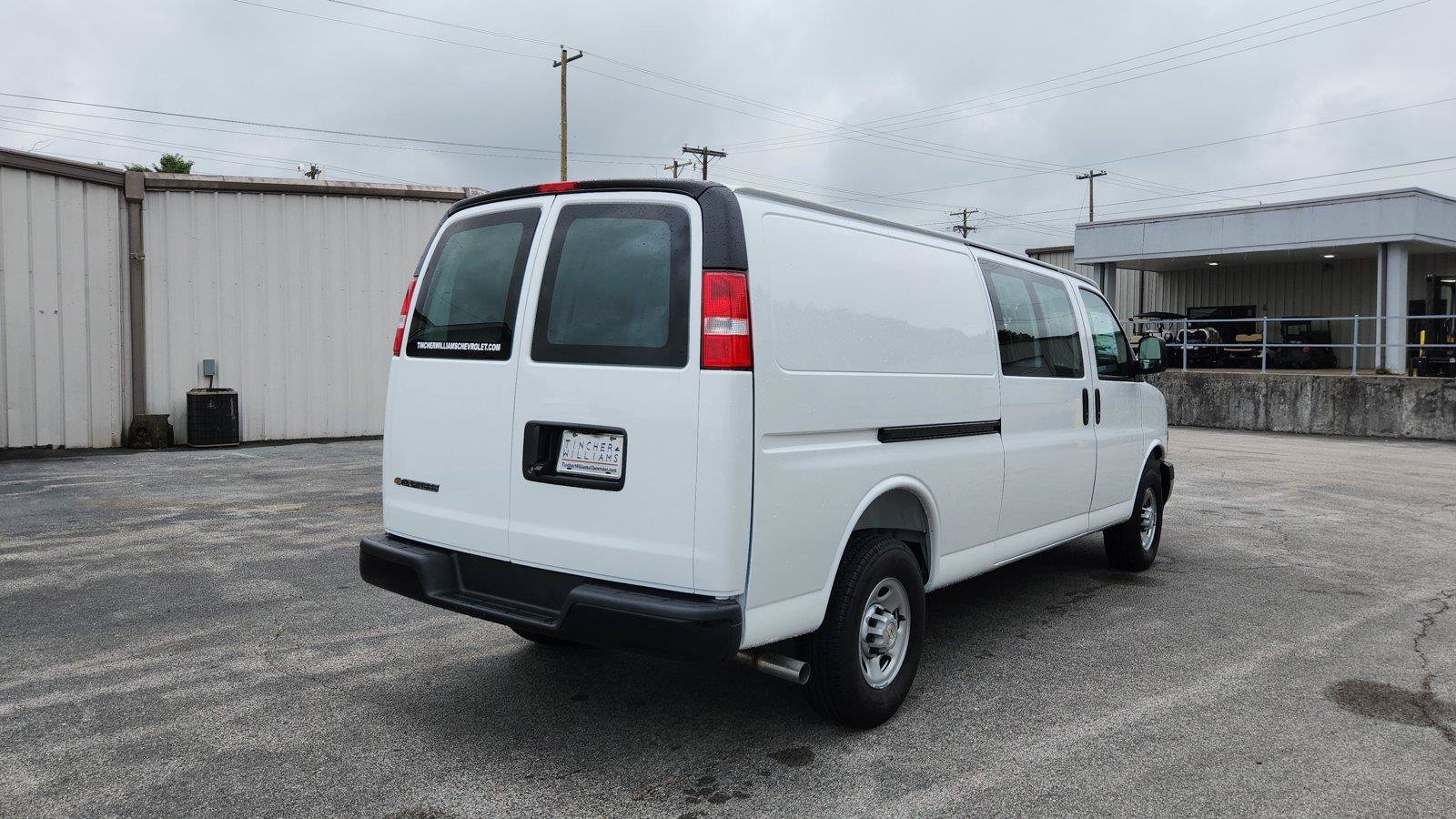 New 2026 Chevrolet Express 3500 Extended RWD image 12