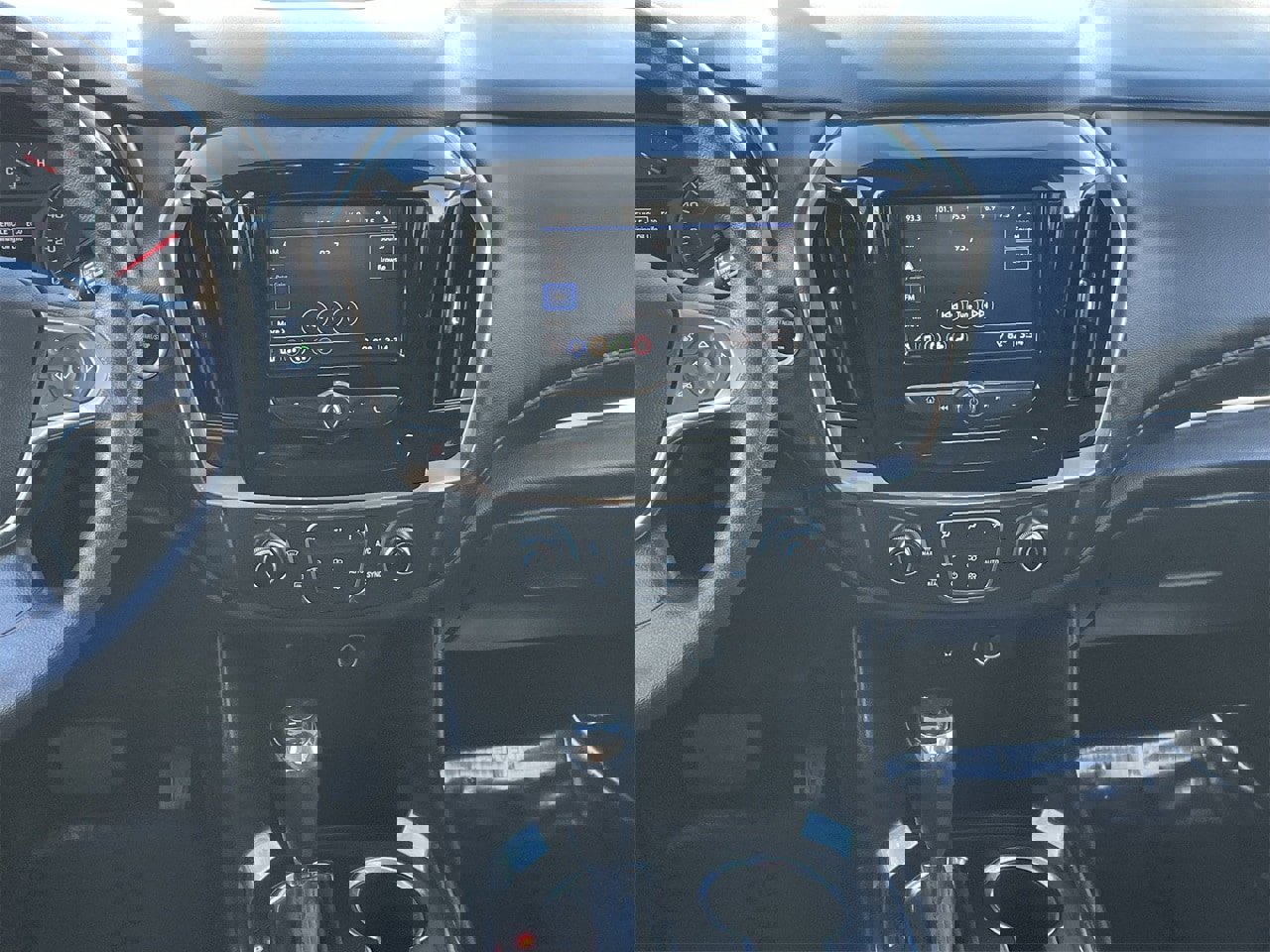 Used 2020 Chevrolet Traverse LS image 16