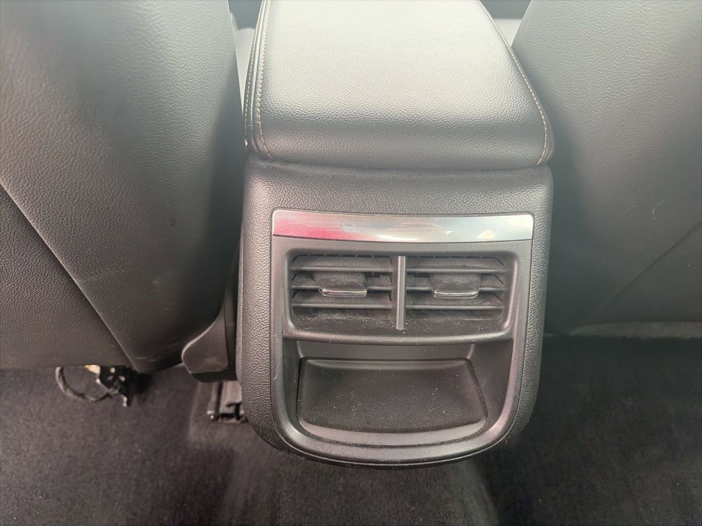Used 2019 Chevrolet Impala LT FWD image 13