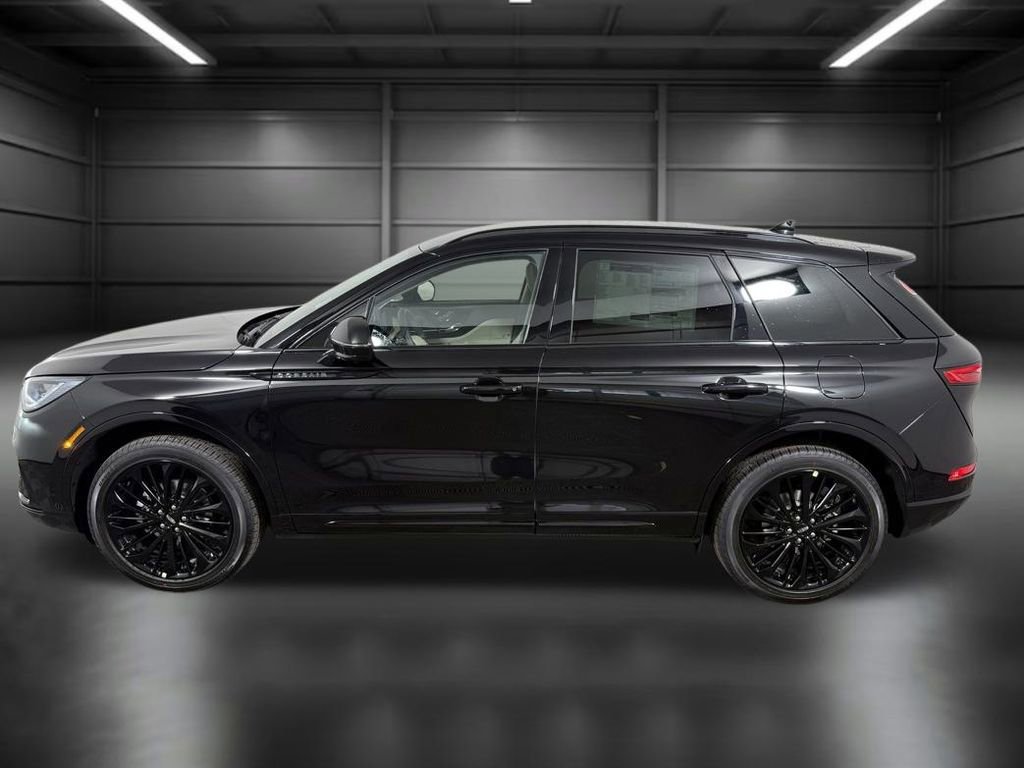 New 2026 Lincoln Corsair Premiere image 2