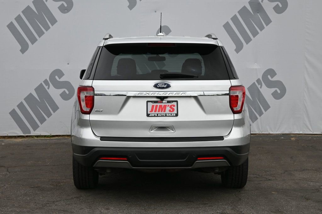 Used 2019 Ford Explorer XLT w/ Equipment Group 201A FWD image 5