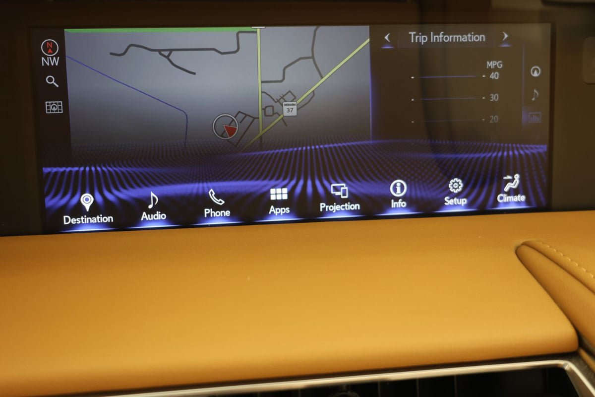 Used 2022 Lexus LC 500 Convertible w/ Touring Package RWD image 36