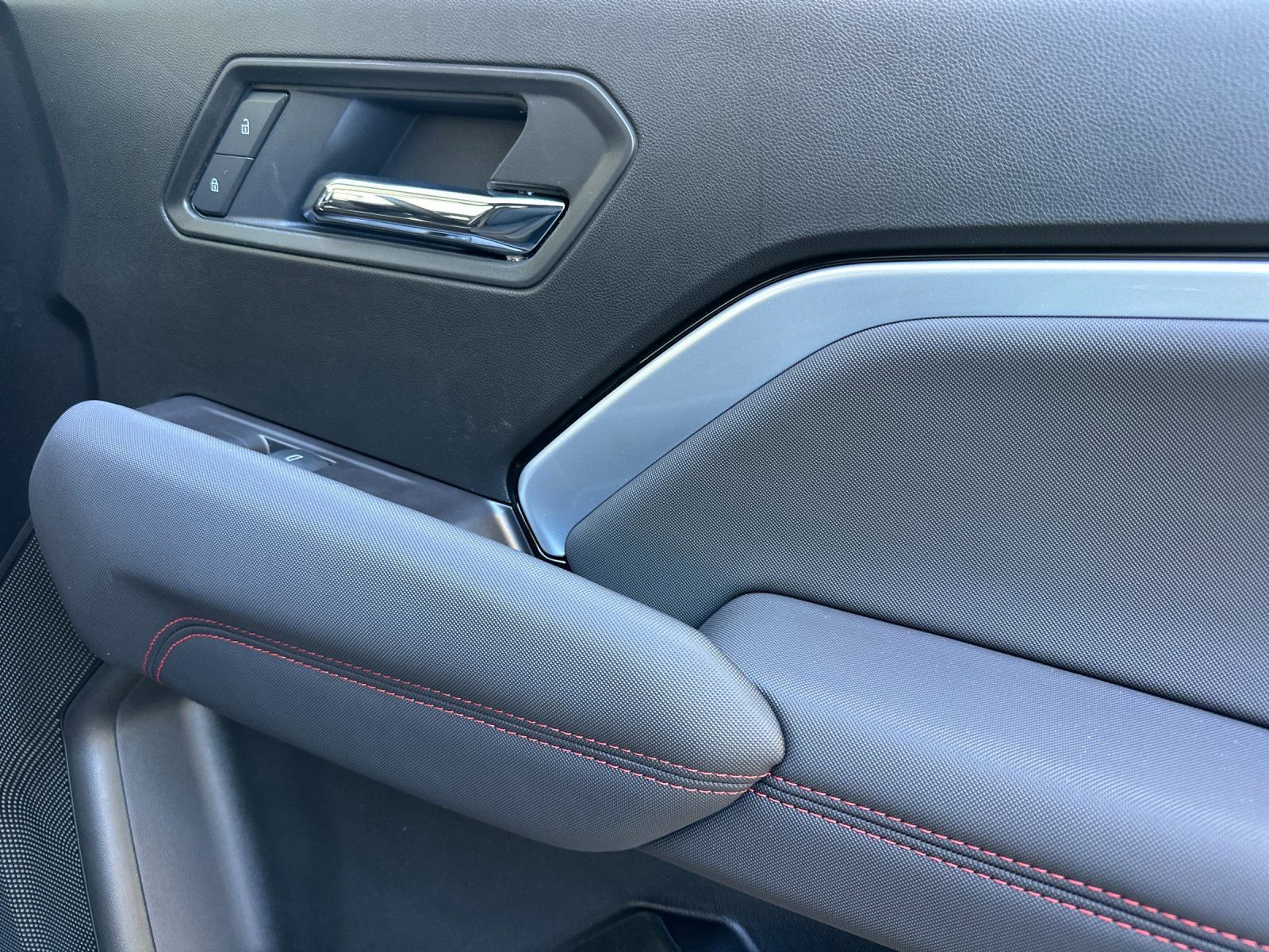 New 2026 Chevrolet Colorado Z71 image 19