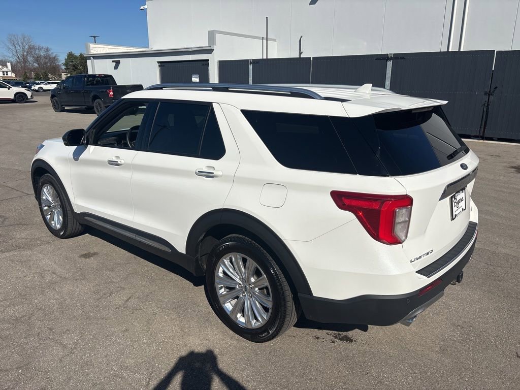 Used 2022 Ford Explorer Limited w/ Limited Technology Package image 5
