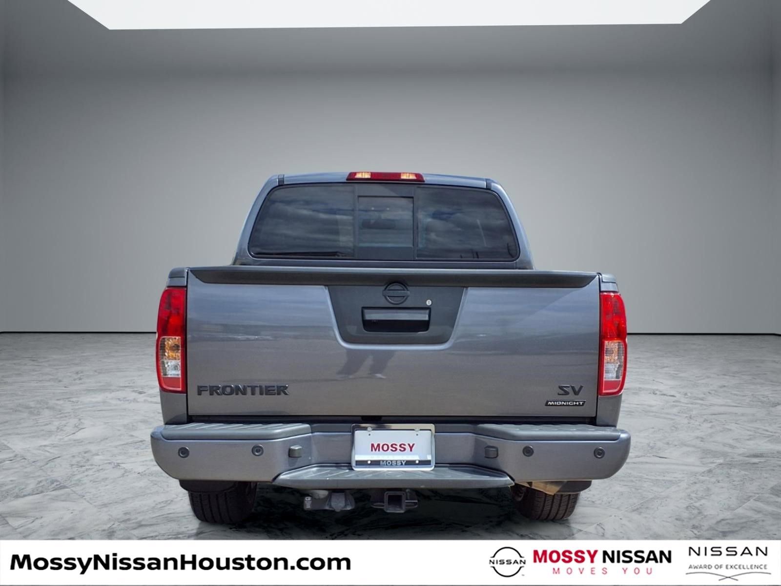 Used 2020 Nissan Frontier SV w/ Midnight Edition Floor Mats image 6