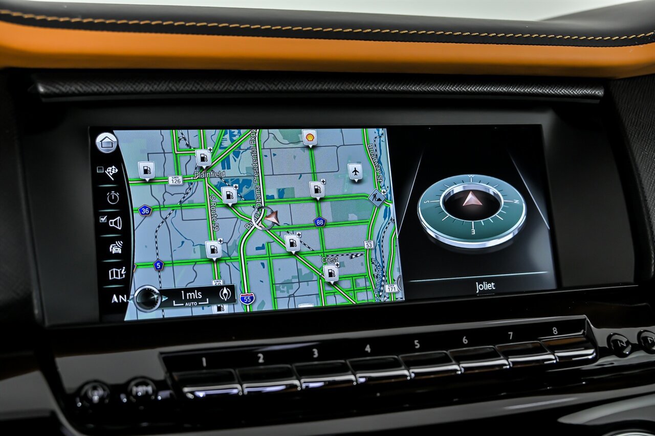 Used 2022 Rolls-Royce Cullinan w/ Dark Exterior Package AWD/4WD image 34