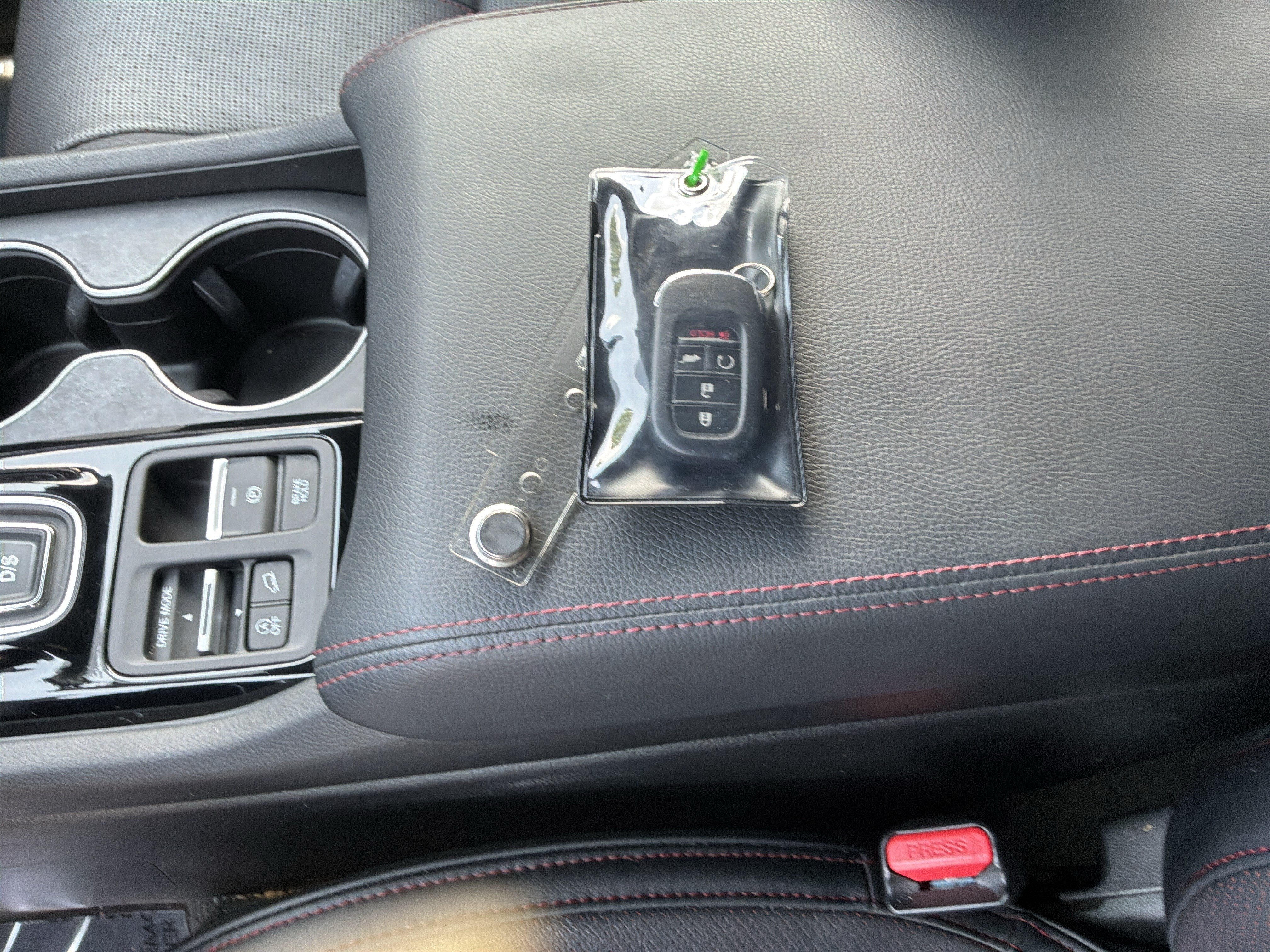 Used 2025 Honda Pilot Black Edition image 36