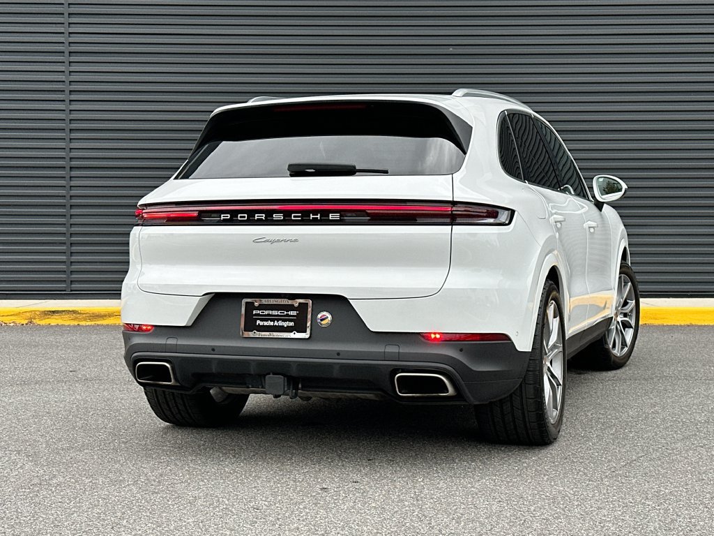 Certified 2026 Porsche Cayenne AWD/4WD image 9