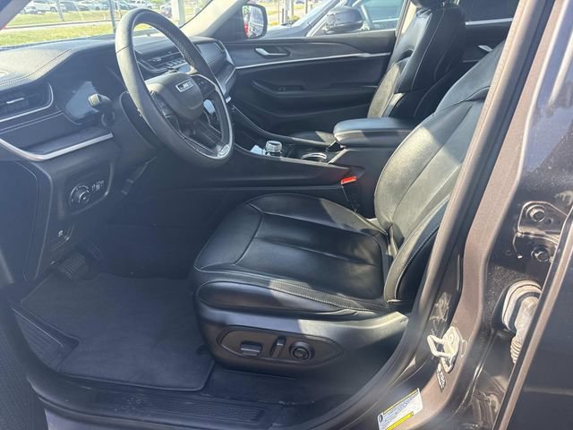 Used 2023 Jeep Grand Cherokee Limited AWD/4WD image 20