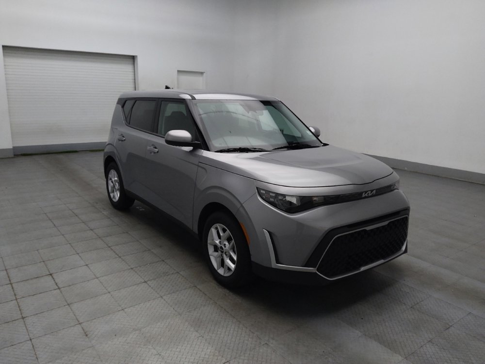 Used 2025 Kia Soul LX w/ LX Technology Package image 13