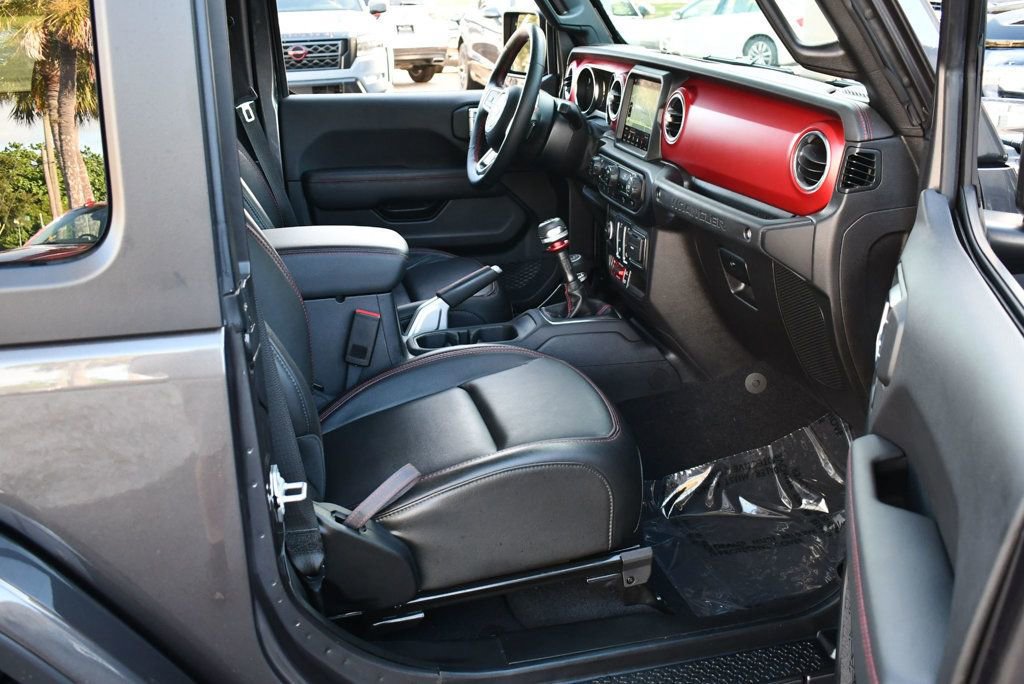 Used 2022 Jeep Wrangler Rubicon w/ Steel Bumper Group image 45