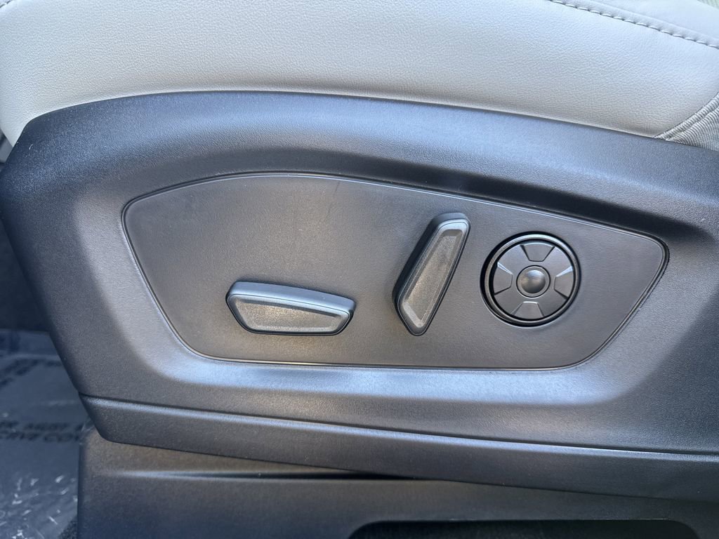New 2026 Ford Explorer Platinum image 23