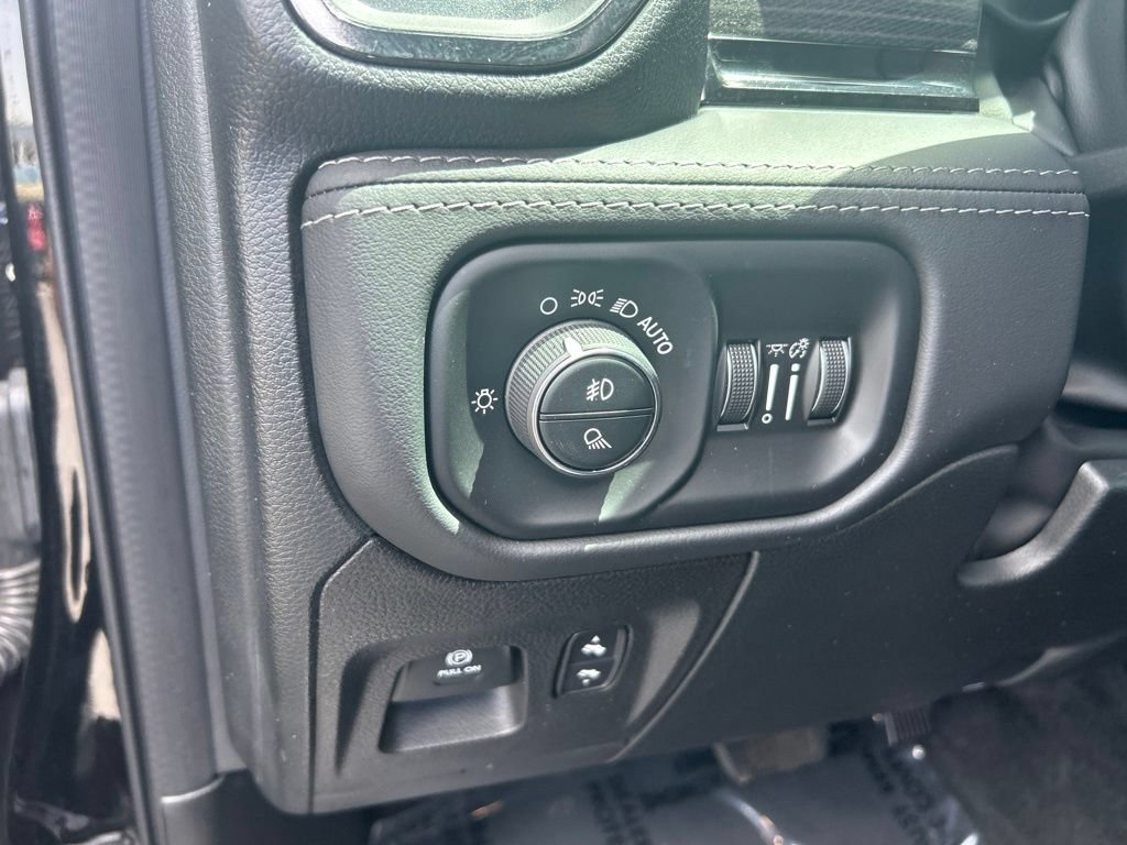 Used 2022 RAM 1500 Limited w/ (RED) Edition AWD/4WD image 35