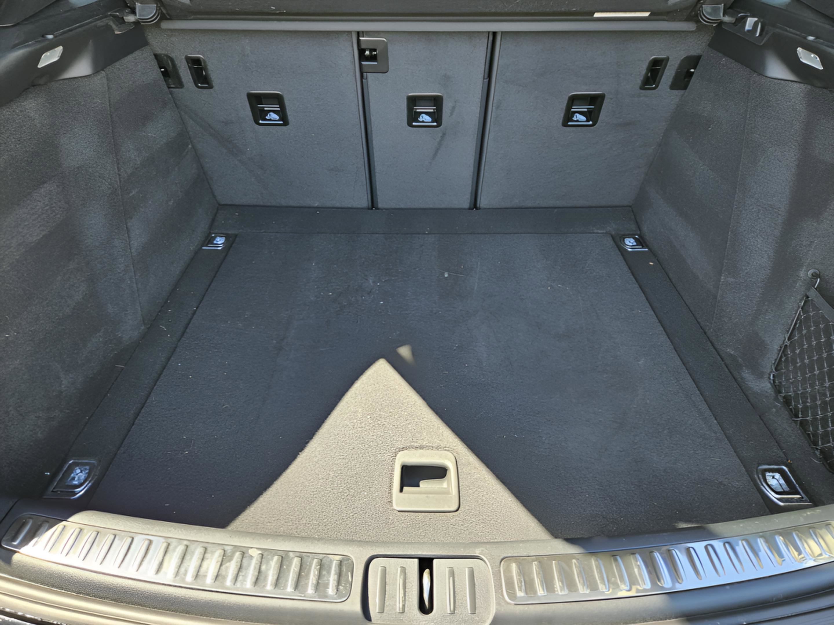 Certified 2023 Porsche Macan Turbo image 31