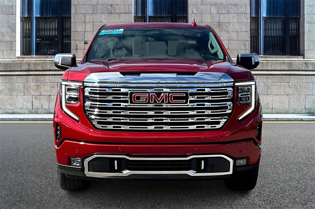 Used 2022 GMC Sierra 1500 Denali w/ Technology Package image 3