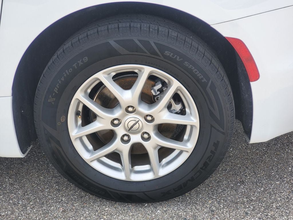 Used 2024 Chrysler Pacifica Touring-L FWD image 31