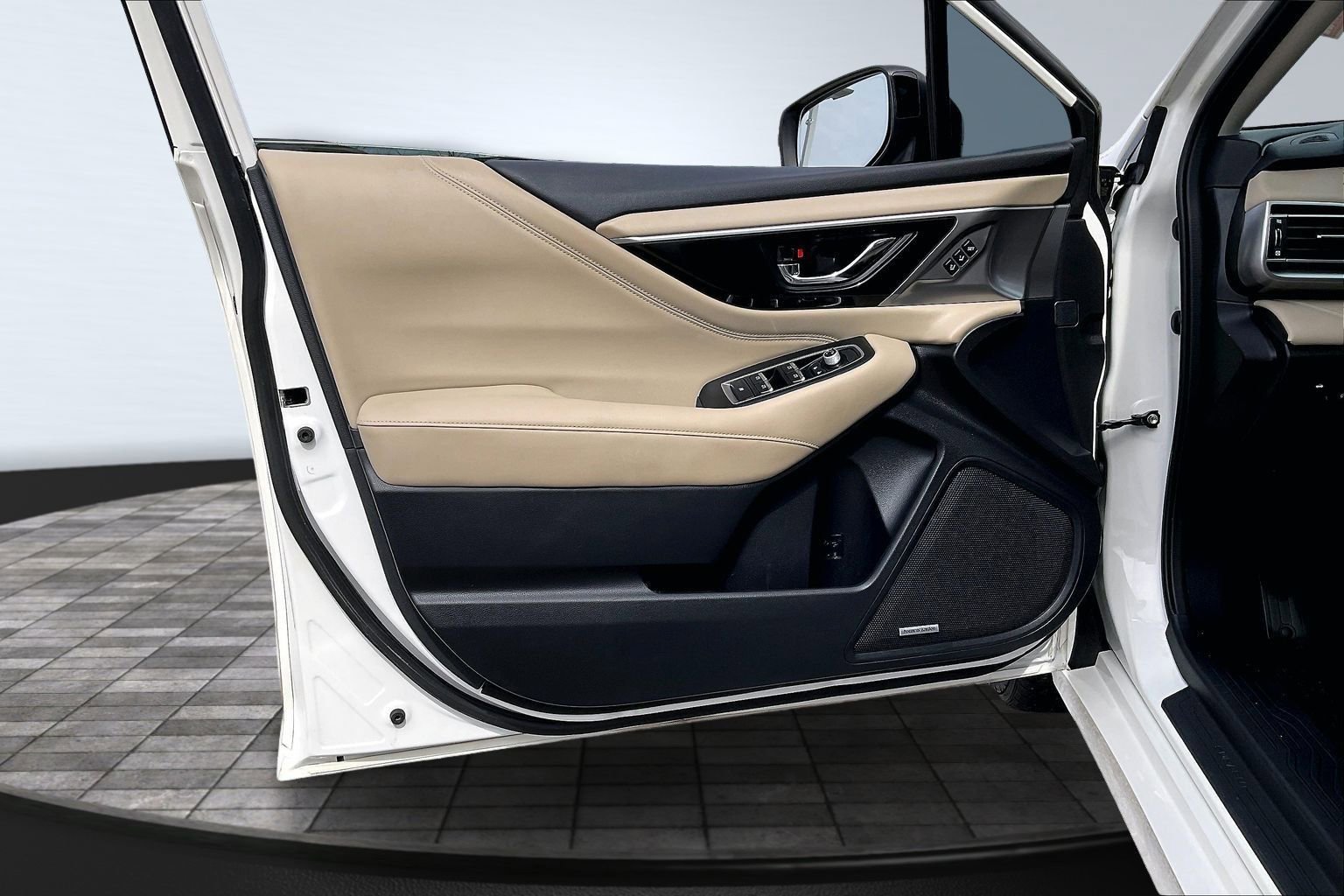 Used 2021 Subaru Legacy Limited XT AWD/4WD image 17