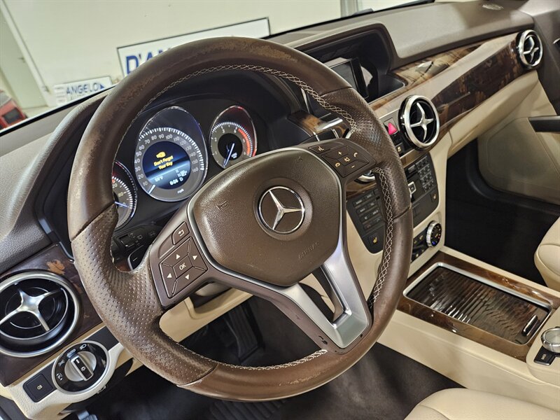 Used 2015 Mercedes-Benz GLK 250 BlueTEC 4MATIC image 29