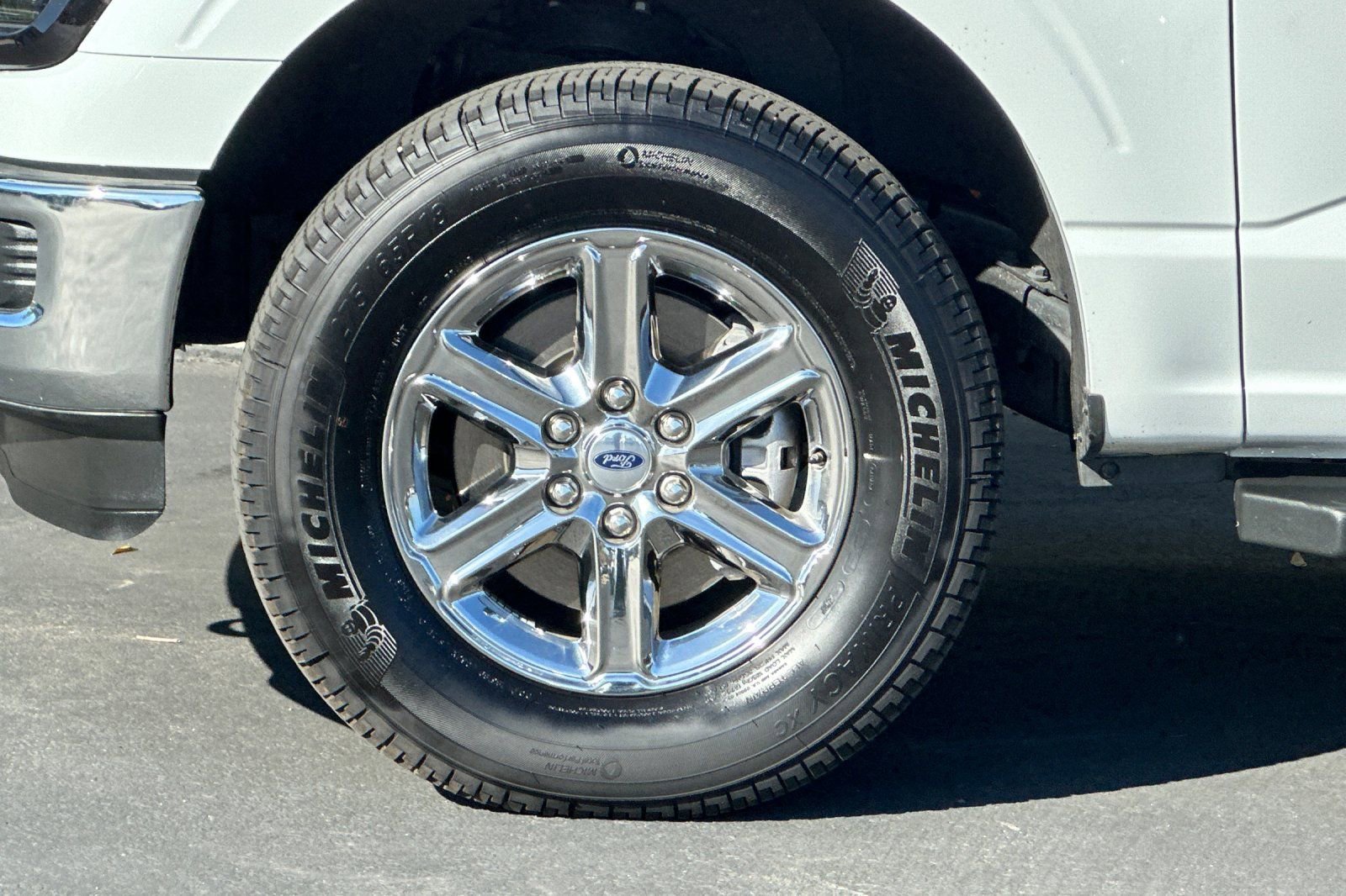 Used 2025 Ford F150 XLT w/ Equipment Group 302A MID image 25