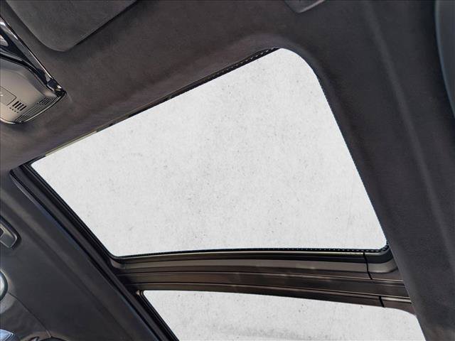 Used 2025 BMW X7 M60i AWD/4WD image 17